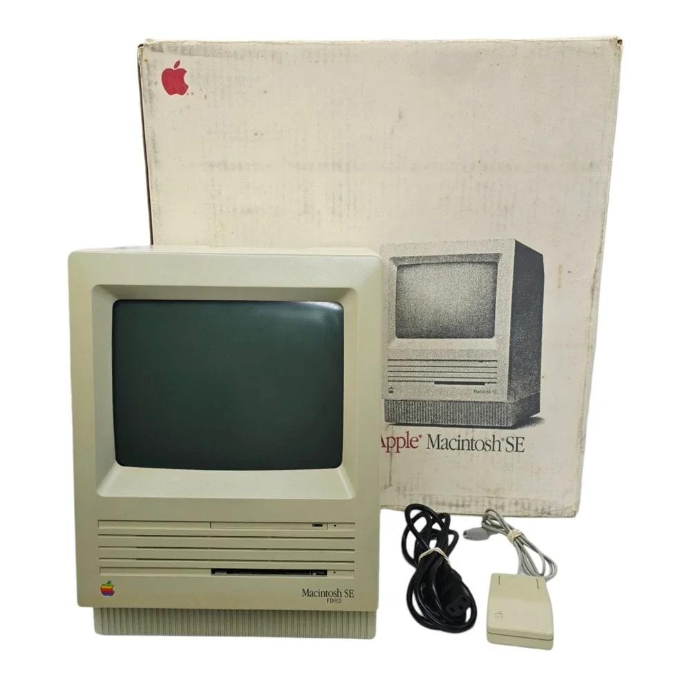 Apple Macintosh SE Computer M5011 M0031LL/A 2MB Ram 1.4M DriveHD 40SC Box Parts